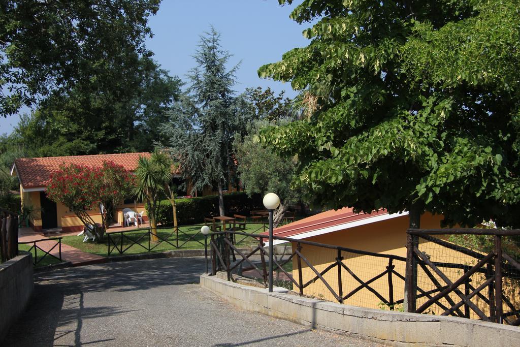 Borgo San Cosmo Tropea Bed & Breakfast Brattiro Exterior foto