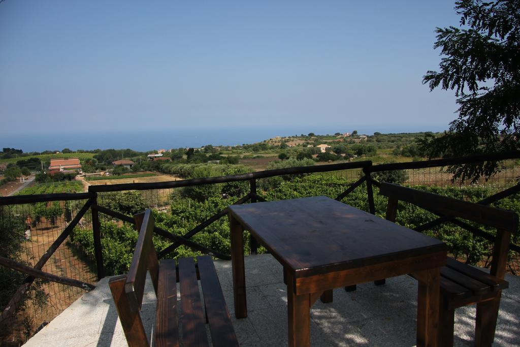 Borgo San Cosmo Tropea Bed & Breakfast Brattiro Exterior foto