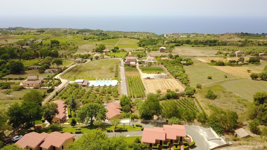Borgo San Cosmo Tropea Bed & Breakfast Brattiro Exterior foto