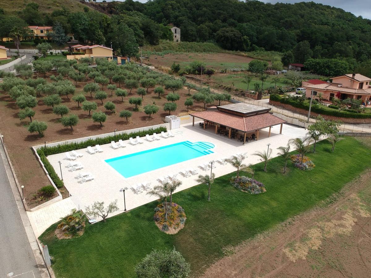 Borgo San Cosmo Tropea Bed & Breakfast Brattiro Exterior foto